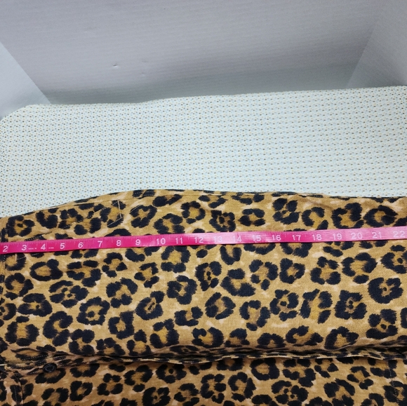 Skirt - Picture 4 of 6